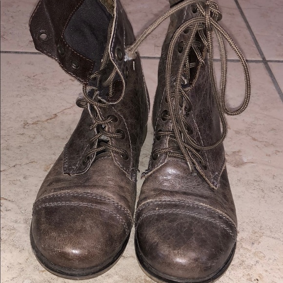 Steve Madden combat boots - Picture 2 of 5